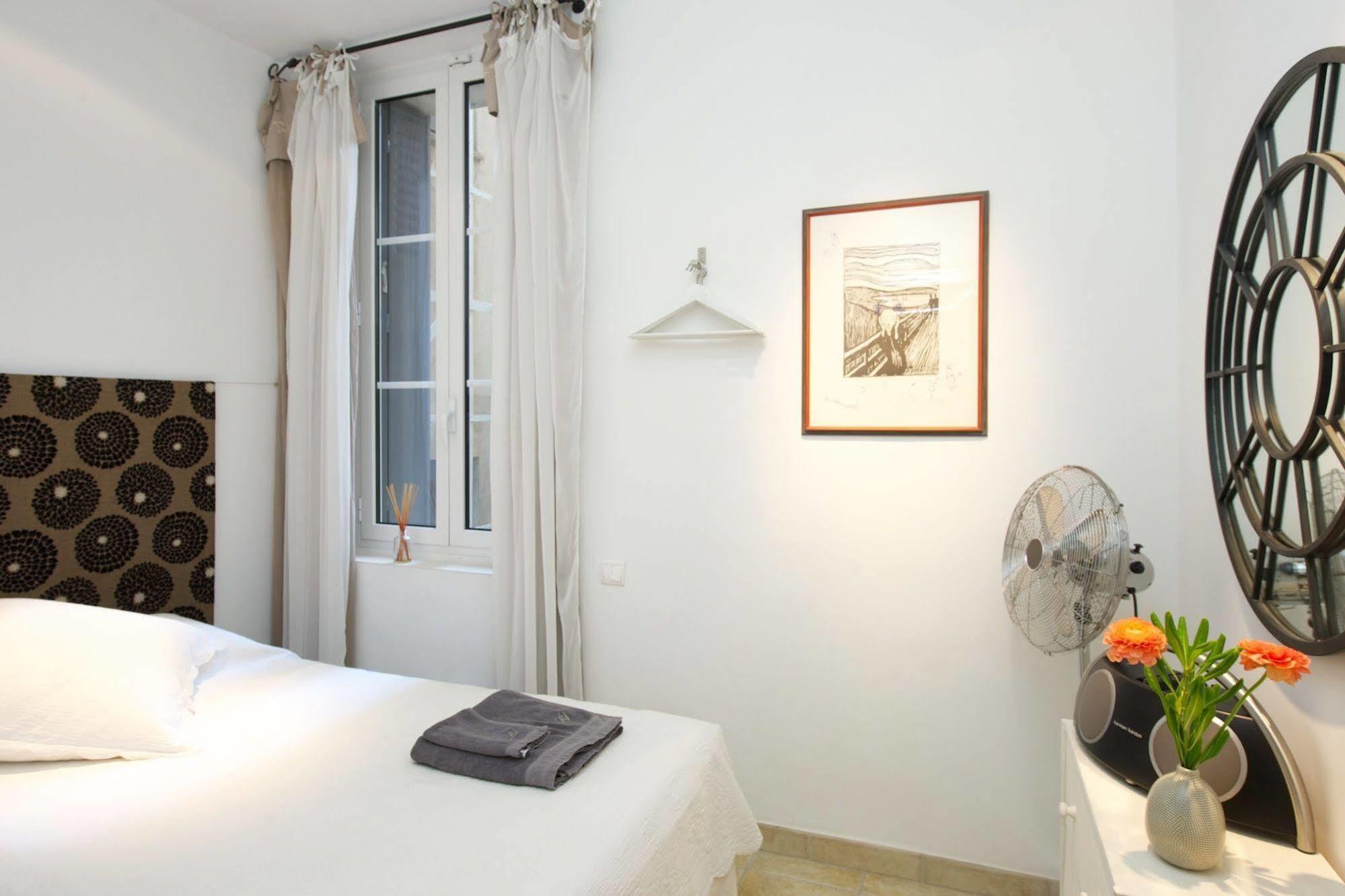Rue Sade Bed & Breakfast Αντίμπ Εξωτερικό φωτογραφία